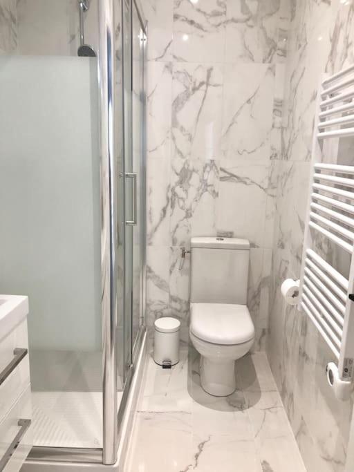 Central Apartment In The Heart Of The Marais With Air Conditioning Paris Exterior photo